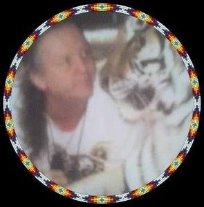 Meet your Posher, Raymond